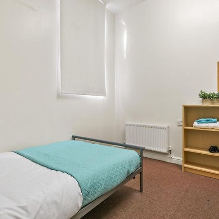 D19 Sangha Hall Leicester Esterno foto