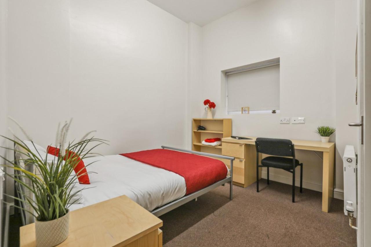 D19 Sangha Hall Leicester Esterno foto